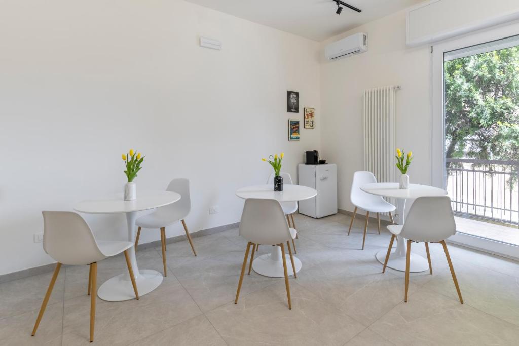 Posezení v ubytování Shiny Rooms Verona