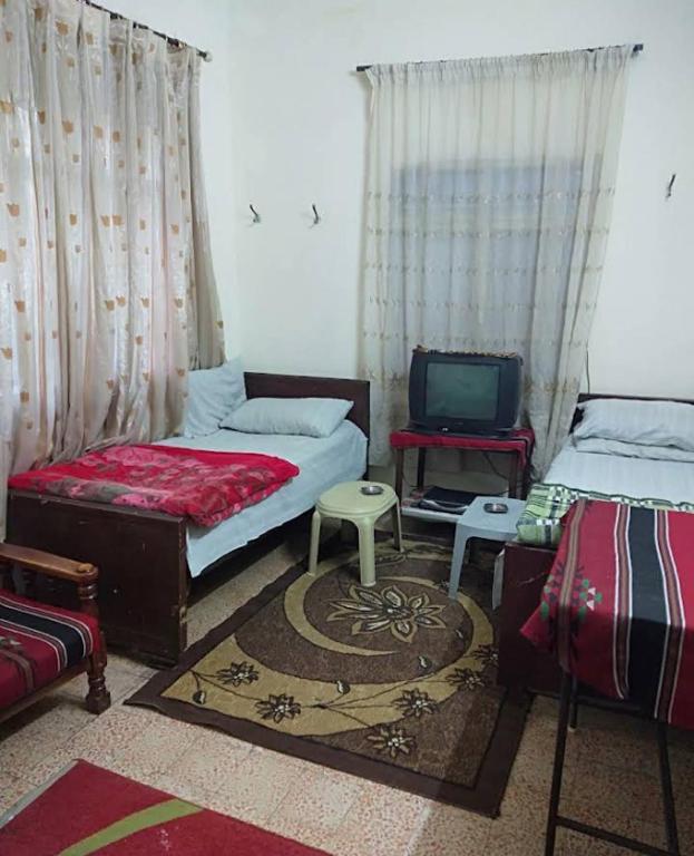 Al Amawi Hostel - Drievoudige Kamer