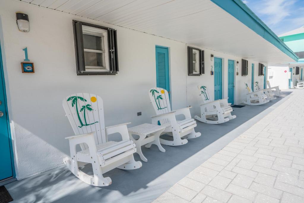 Balkón nebo terasa v ubytování Edgewater Lodge