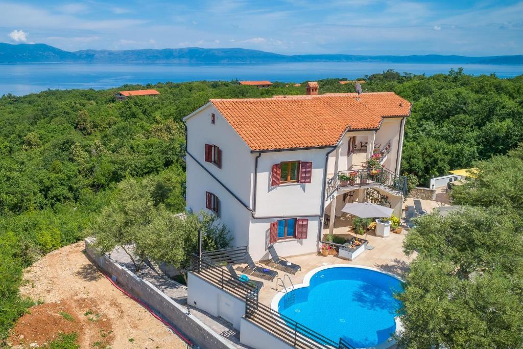 Family-friendly apartments with swimming pool Drenje, Labin - 22992