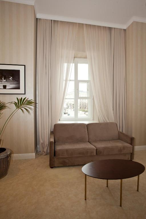 Tiffi Old Town Hotel - Resim 40