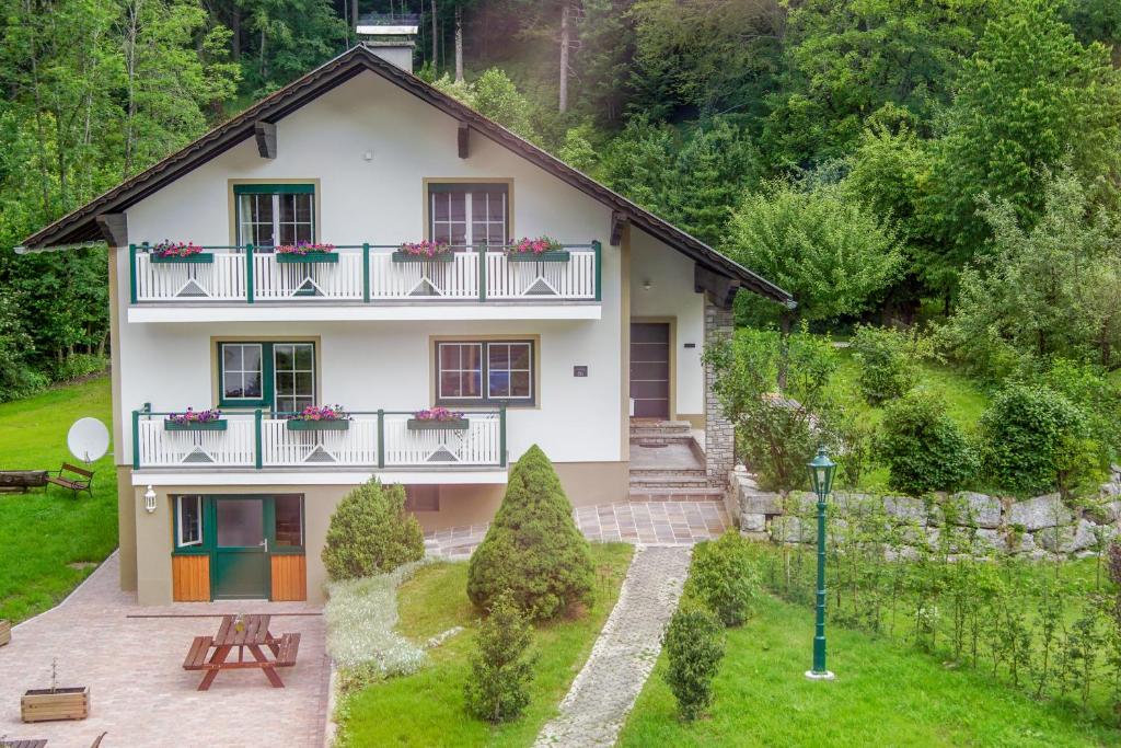 Vonkajšia záhrada v ubytovaní Waldruhe - Bett, Frühstück & ein Lächeln