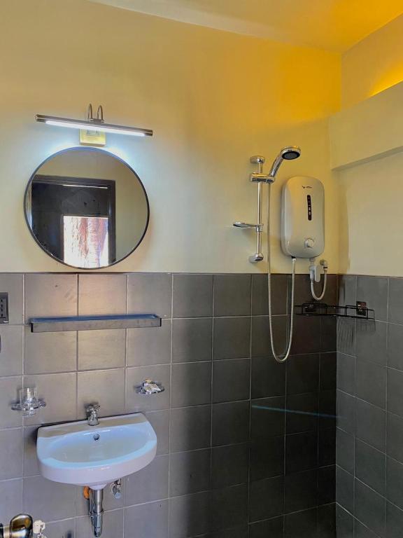 Koupelna v ubytování Mojo Hostel