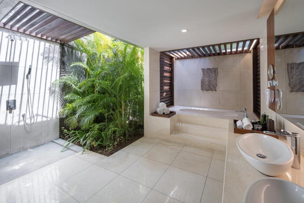 MERUSAKA Nusa Dua - 18