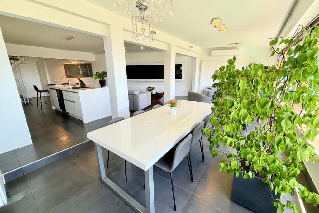 Duplex design sea view - photo 10 - Tahiti, Polynésie