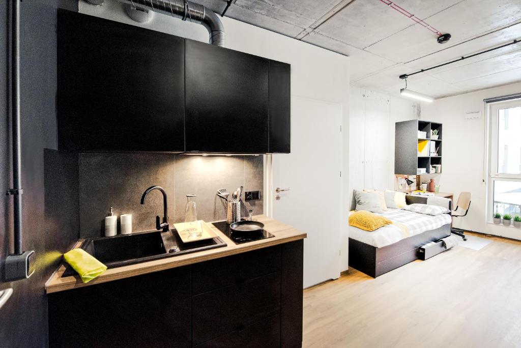 SHED Living Kraków - Twin Room - Disability Access