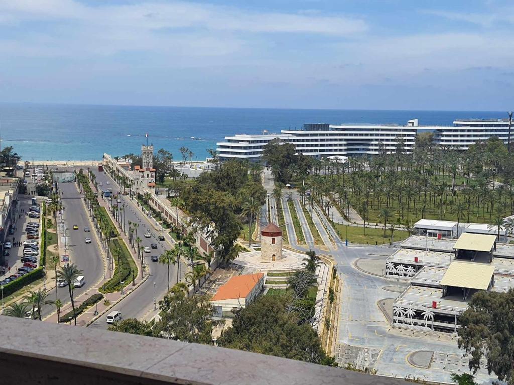 Sea and Montaza Palace view 2 bedrooms apartment alexandria,2 full bathrooms, with 2 AC and 1 Stand Fan, free wifi , available all year days with 3 heavy blankets - 6