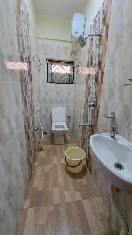 Ein Badezimmer in der Unterkunft Laxmi Niwas, Salt Lake, Kolkata, 10mins from Sector 5