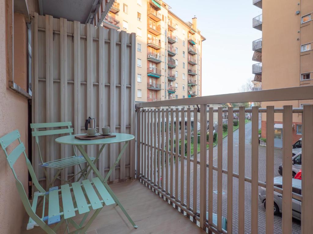 Xenia Apartments - Renovated studio in Navigli area