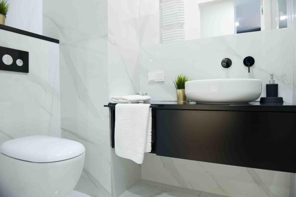 Kúpeľňa v ubytovaní VipWarsawApartments Onyx Mennica Residence