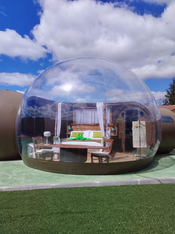 Fotografie z fotogalerie ubytování COSMOVEROS - Hotel Burbuja v destinaci Pedraza-Segovia
