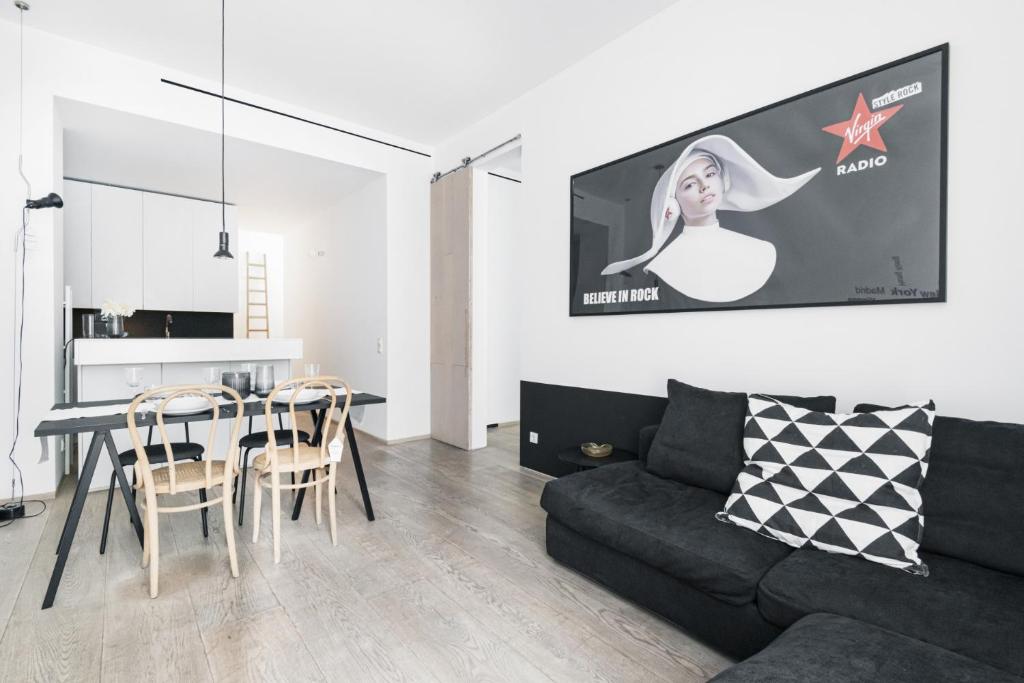 Easylife - Milano - Corso Garibaldi 44 - Brera