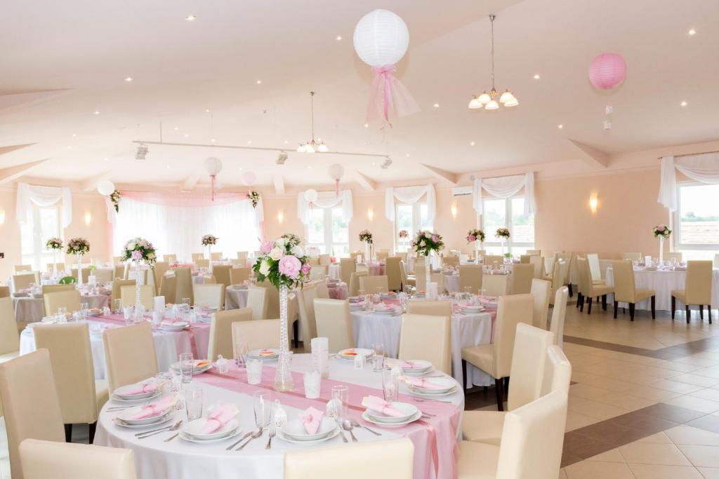 Restaurace v ubytování Kentaur Lovaspanzió