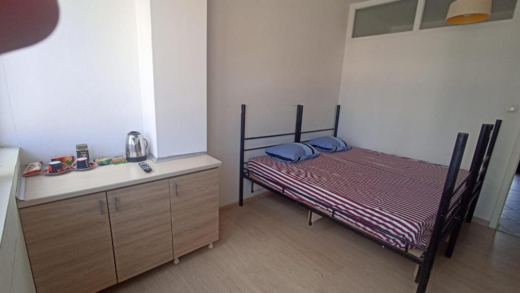 Postel nebo postele na pokoji v ubytování NEWBORN comfort HOSTEL the biggest hostel of town with best location