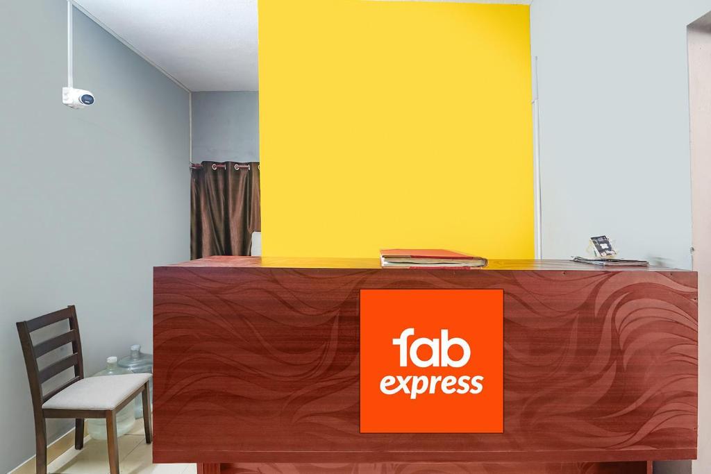 Certifikát, hodnocení, plakát nebo jiný dokument vystavený v ubytování FabExpress Epic Residency - Nr SRM University, Ramapuram