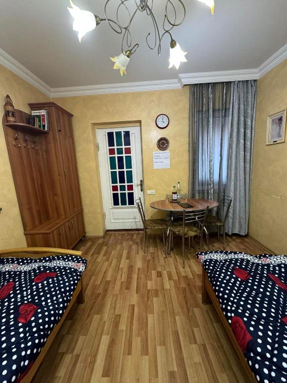 Postel nebo postele na pokoji v ubytování TJ+ Hostel
