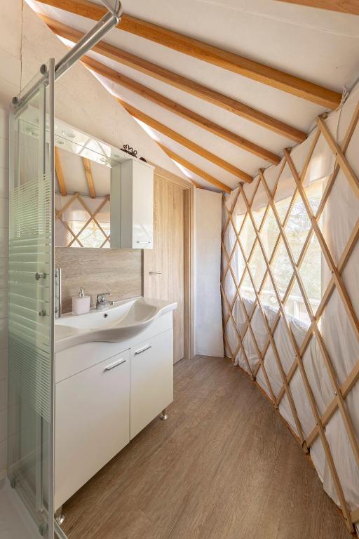Koupelna v ubytování L.stile Glamping