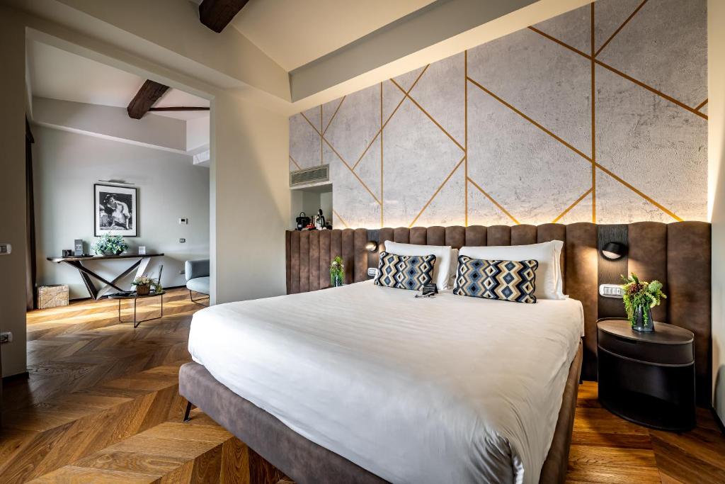 
Deluxe Suite with Terrace
