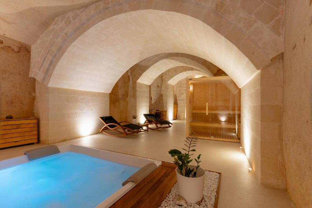 The swimming pool at or close to Endea Suite Rooms & Lounge SPA