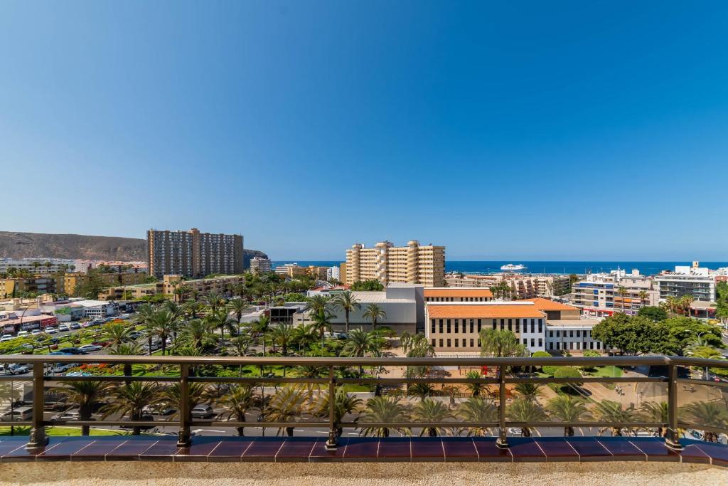 EDEN RENTALS Valdes Penthouse Oceanviews, Los Cristianos (precios actualizados 2024)