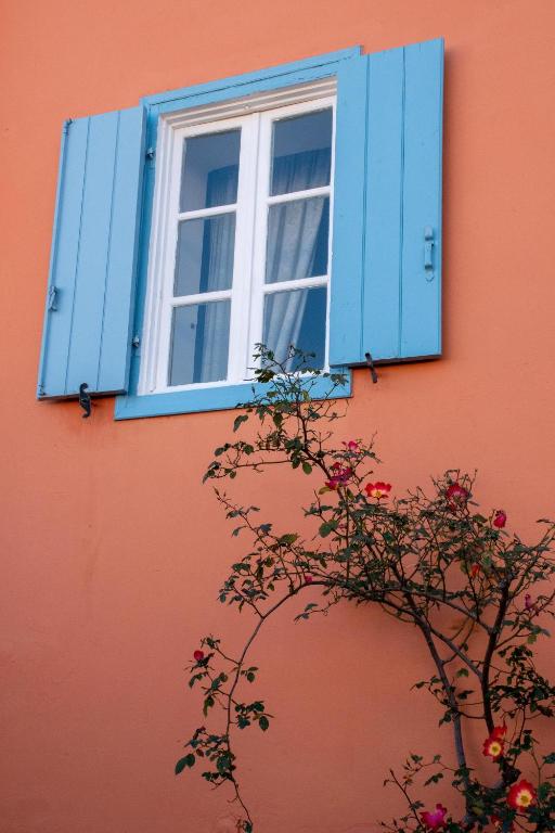 Byron Traditional Hotel - Resim 24