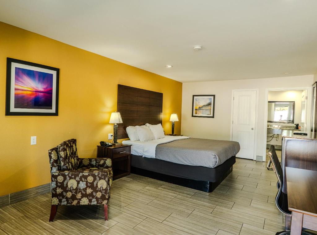 Quality Inn Rockport on Aransas Bay - King Room - Accessible / Non-fumeur