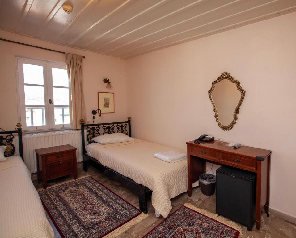 Byron Traditional Hotel - Resim 44
