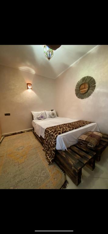 Postel nebo postele na pokoji v ubytování CHILL SURFER HOSTEL