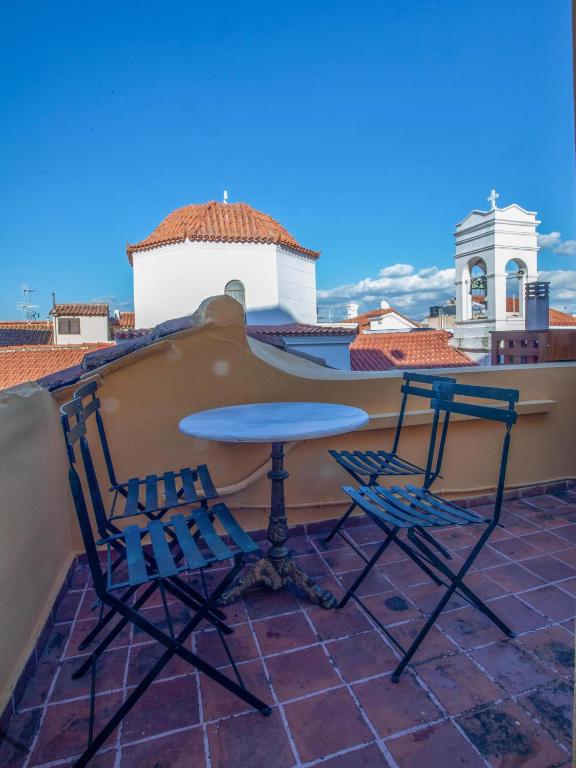 Balkón nebo terasa v ubytování Byron Traditional Hotel