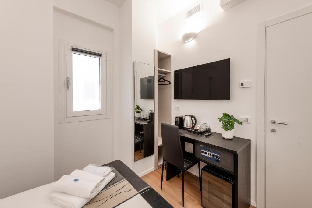BnButler - InBrera Suites - Giulianova, 1 - Double Room With Private Bathroom