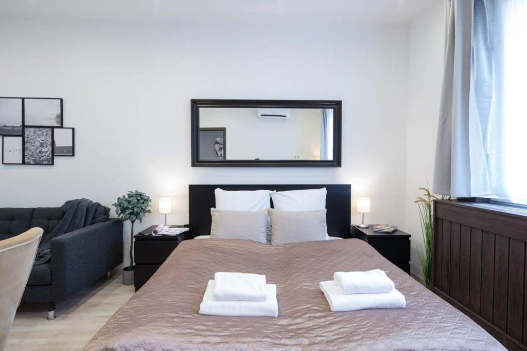 Very central modern and cozy AC apartment 1056 Budapest, Budapest, Molnár utca 8 kép - 1