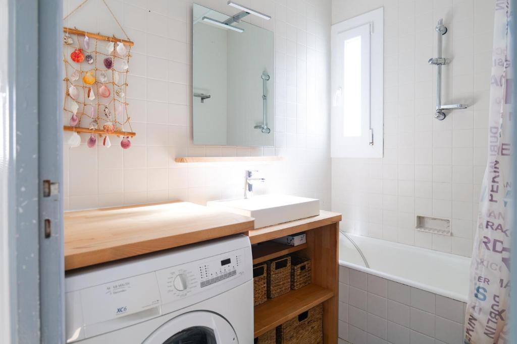 Kúpeľňa v ubytovaní Belle maison de vacances à la Pironnière - 6 à 8 pers