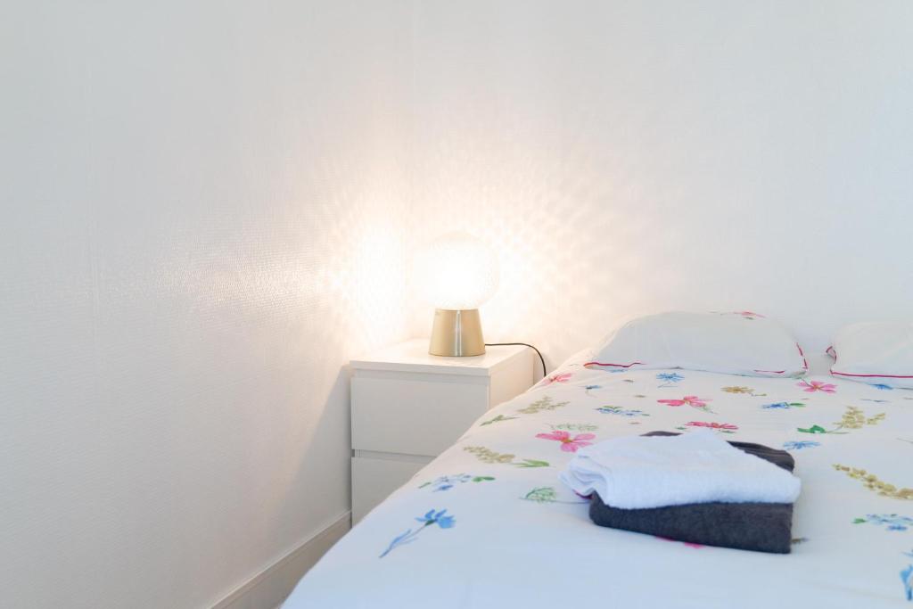 Posteľ alebo postele v izbe v ubytovaní Belle maison de vacances à la Pironnière - 6 à 8 pers