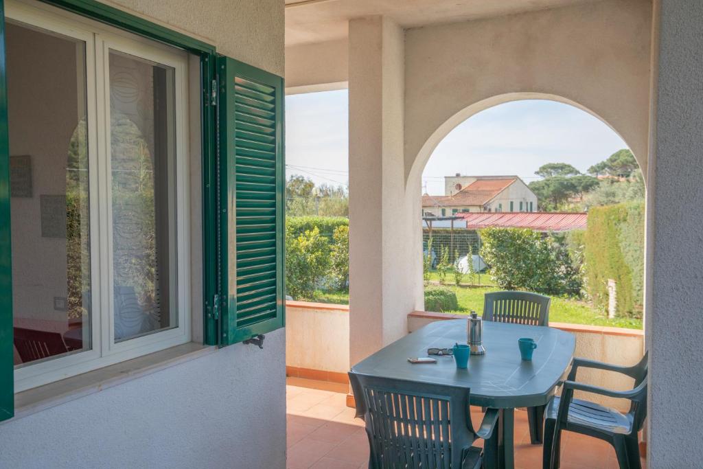 Balkón nebo terasa v ubytování Lacona Mare - HelloElba