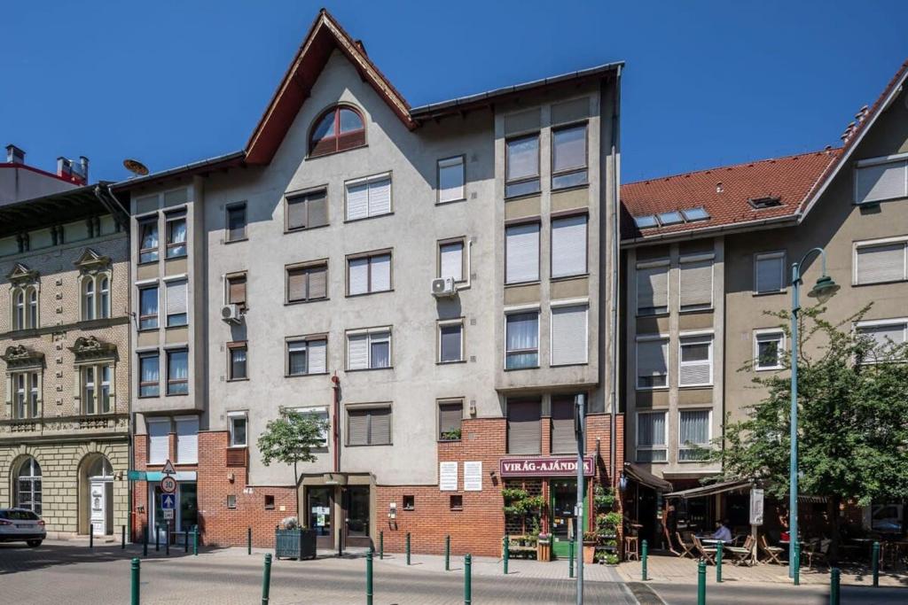 Budova, v ktorej sa apartmán nachádza
