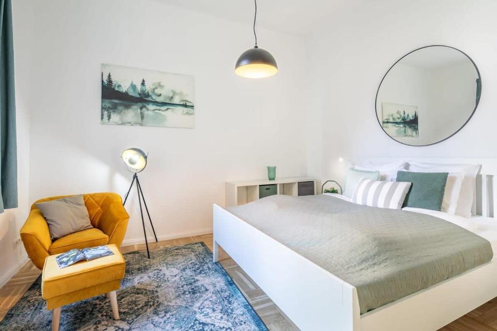 Posteľ alebo postele v izbe v ubytovaní Lovely & Cozy home with A C
