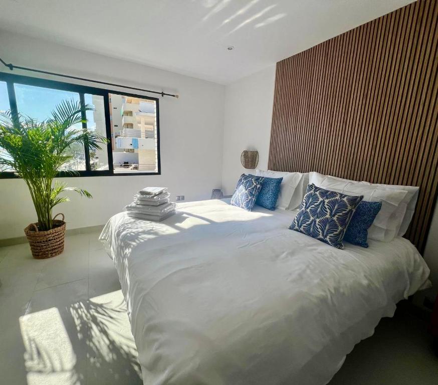 Marbella Beachfront Apartment (434C Skol) - One-Bedroom Apartment