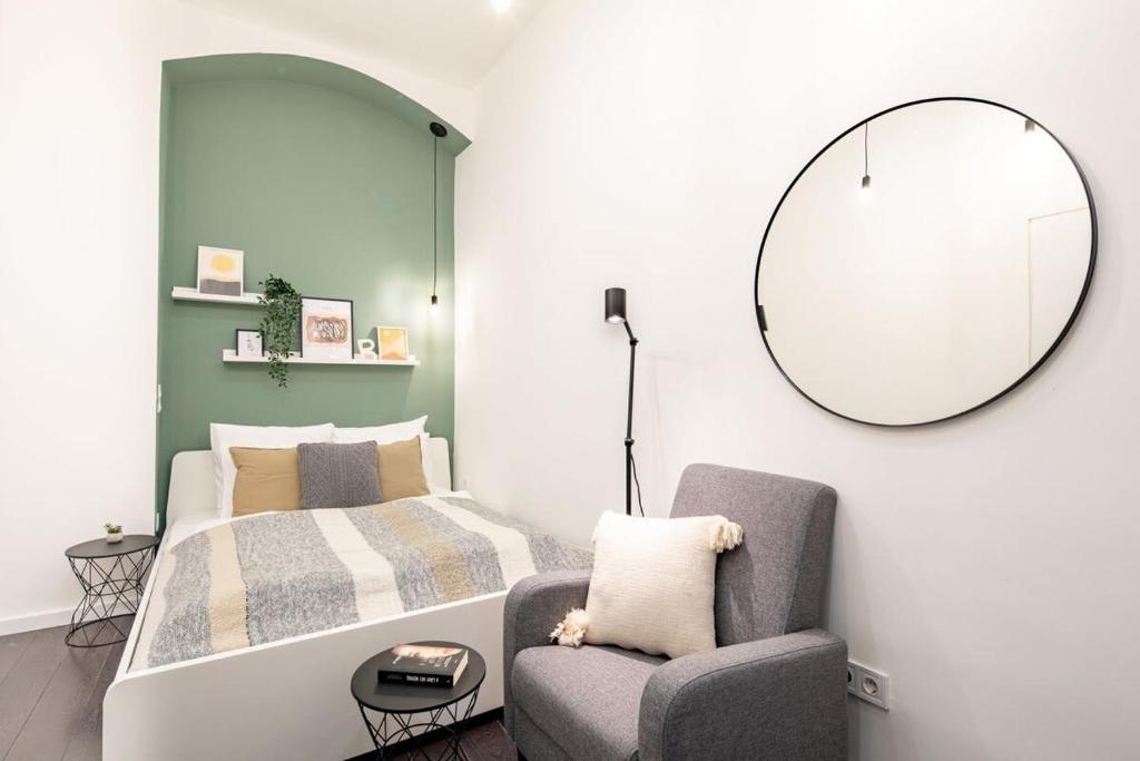 Mini - NEW - Elegant Downtown Retreat 1132 Budapest, Visegrádi utca 29 kép - 1