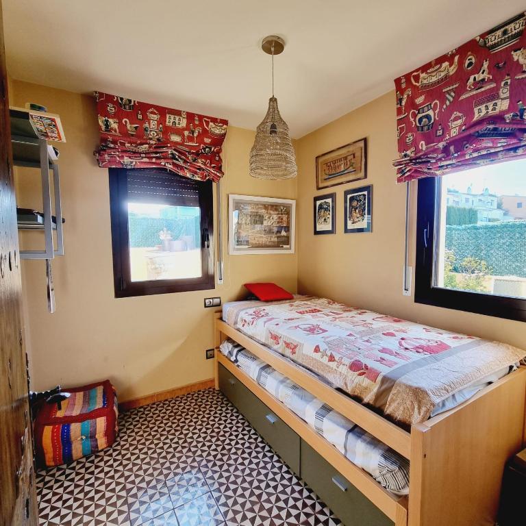 Posteľ alebo postele v izbe v ubytovaní Holiday Home Rosa