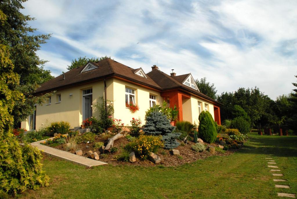 Zahrada ubytování Ubytování Vila Sobotka