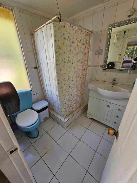 Hostal Pucara Molina - Triple Room With Bathroom