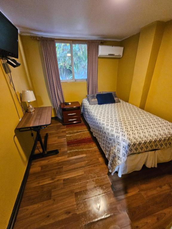 Hostal Pucara Molina - Single Room With Bathroom