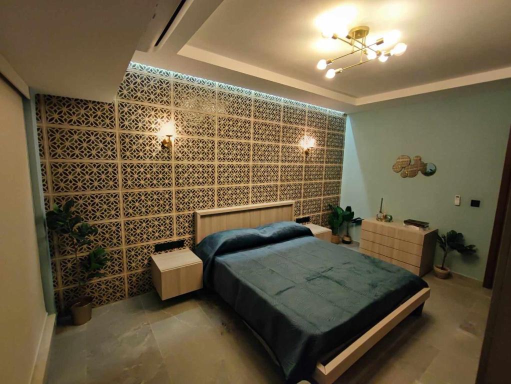 Postel nebo postele na pokoji v ubytování B8 Seaside Luxury Rooms with private bathroom - dining area shared