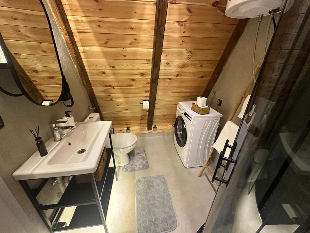 Koupelna v ubytování PeaksView Chalets