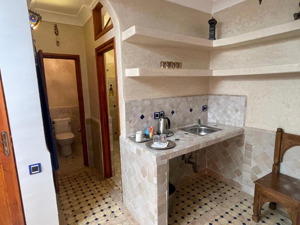 Cucina o angolo cottura di Riad Tafilag