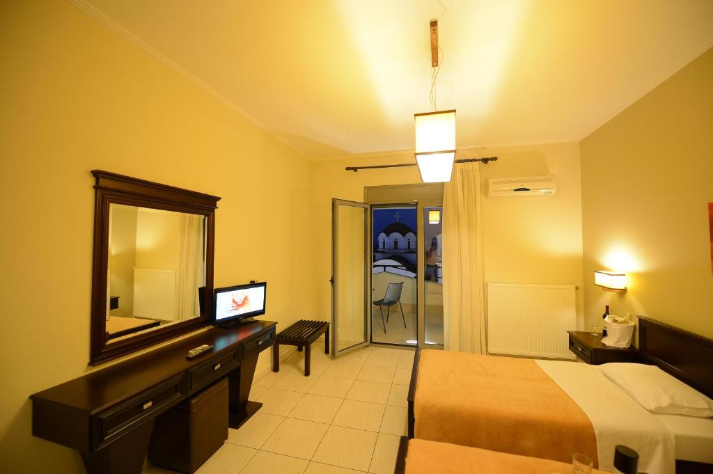 Postel nebo postele na pokoji v ubytování Central Hotel