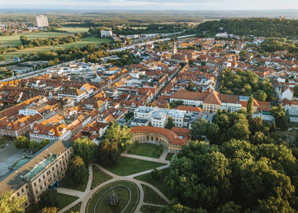 Nespecifikovaný výhled na destinaci Erlangen nebo výhled na město při pohledu z hotelu