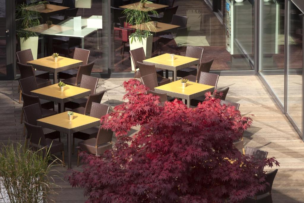 Restaurace v ubytování Holiday Inn Express Zürich Airport by IHG