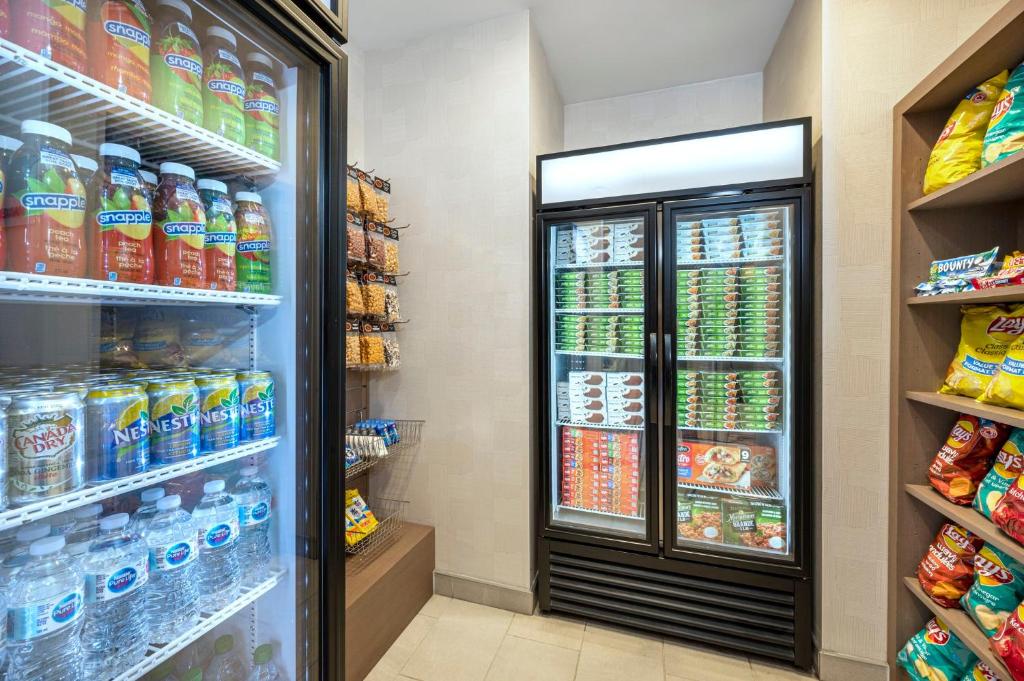 Holiday Inn Express Toronto Downtown by IHG - Resim 41