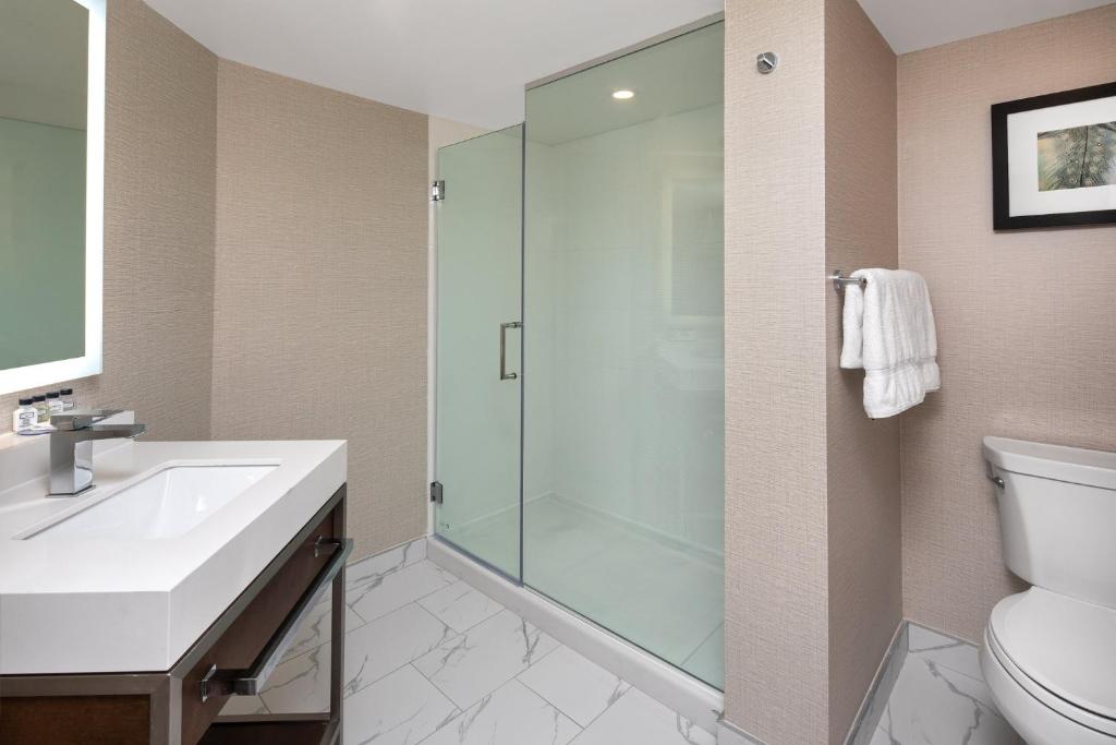 Crowne Plaza Toronto Airport by IHG - Resim 13